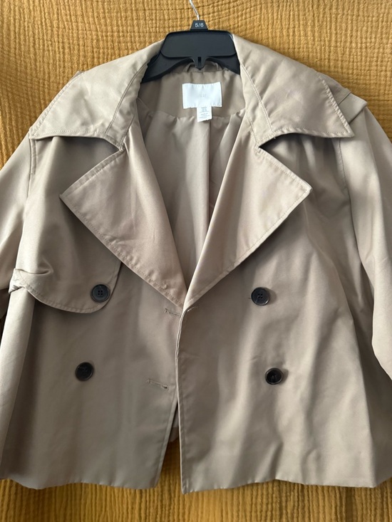 H&M Jackets & Blazers - Classic Cropped Trench Coat - Beige